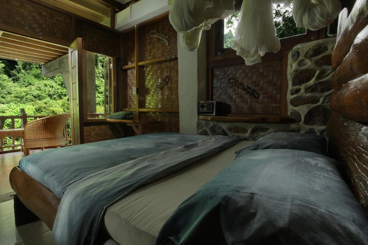 Kupu Kupu Garden Guest House & Cafe Bukit Lawang Exteriör bild